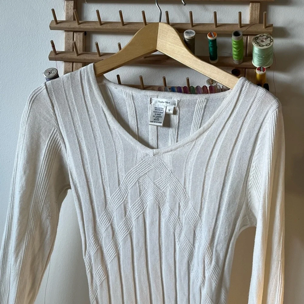 Beautiful vintage sweater dress - Picture 5 of 6